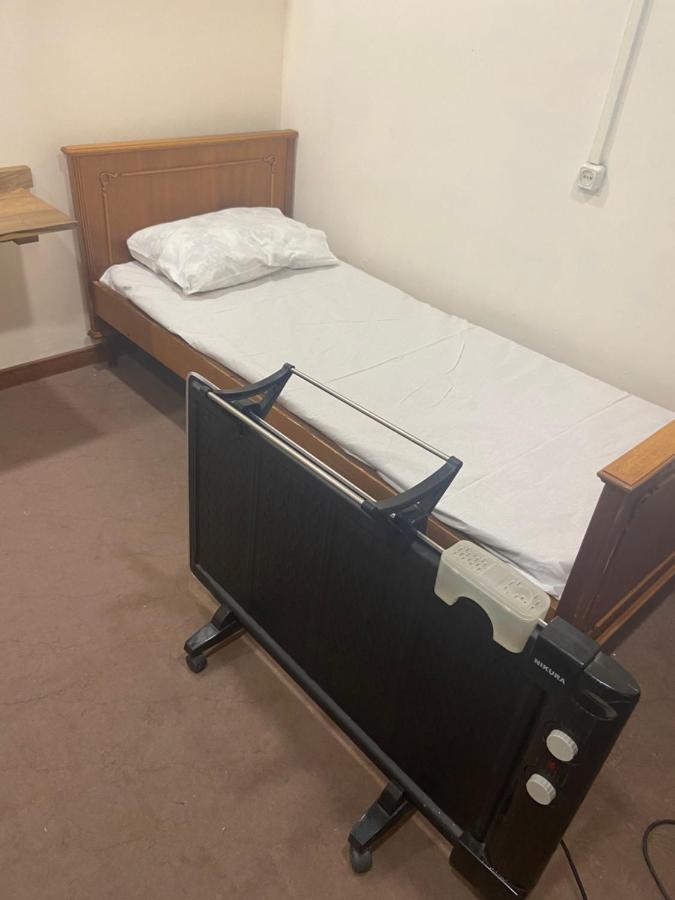 Vahe'S Corner House Hotel Yerevan Bagian luar foto